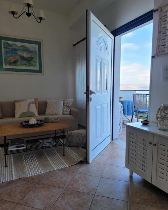 Ocean Vista Retreat Villa Skala Polichnitou Buitenkant foto